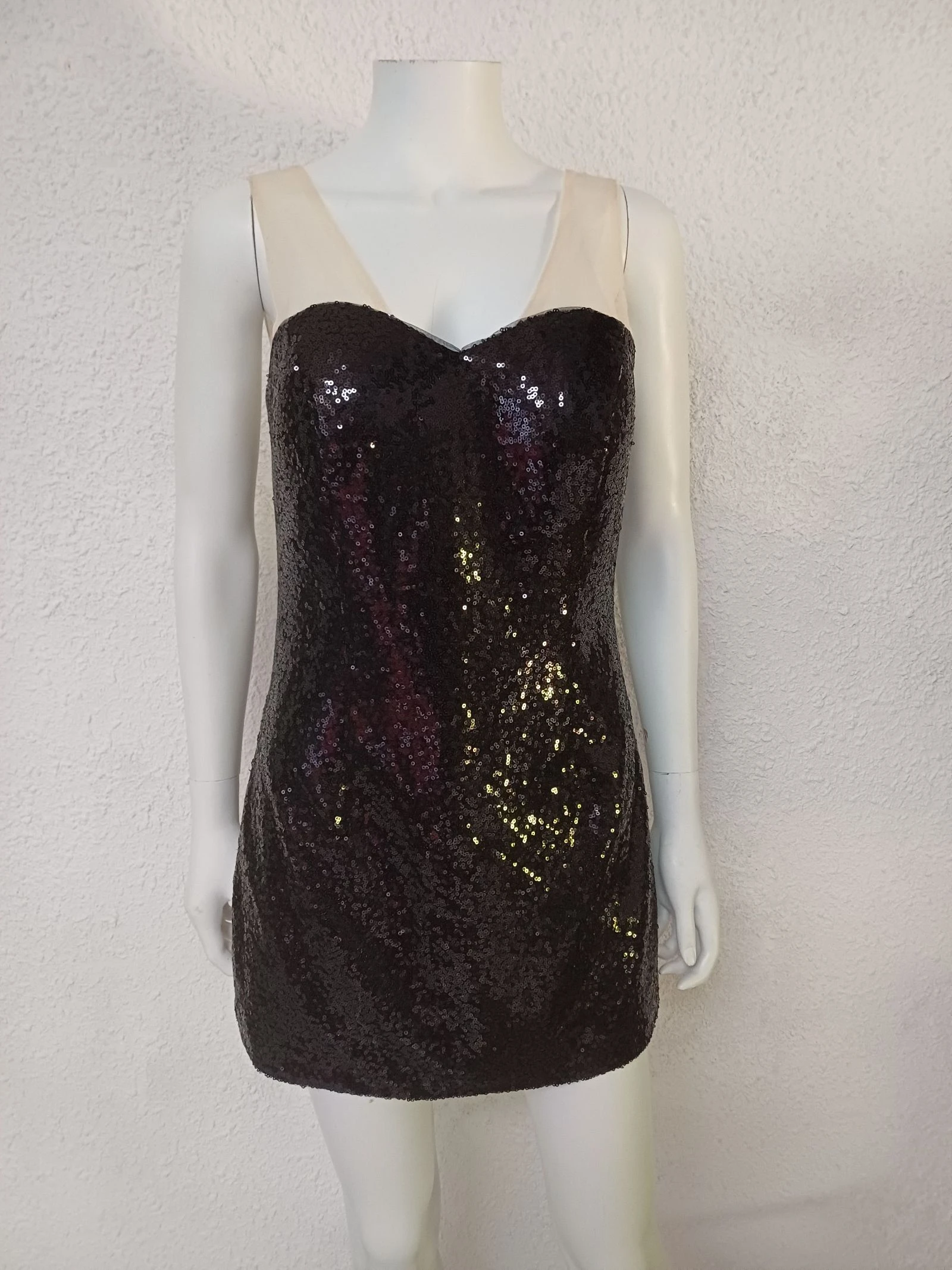 Robe de soirée noir me brillante - 36